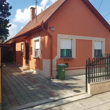 Evi Vendeghaz Pensjonat *