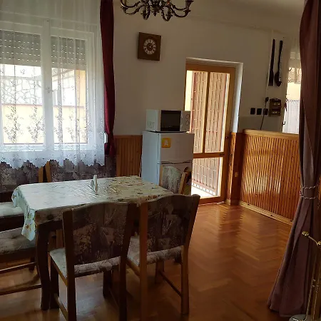 Pensjonat Evi Vendeghaz Hajdúszoboszló